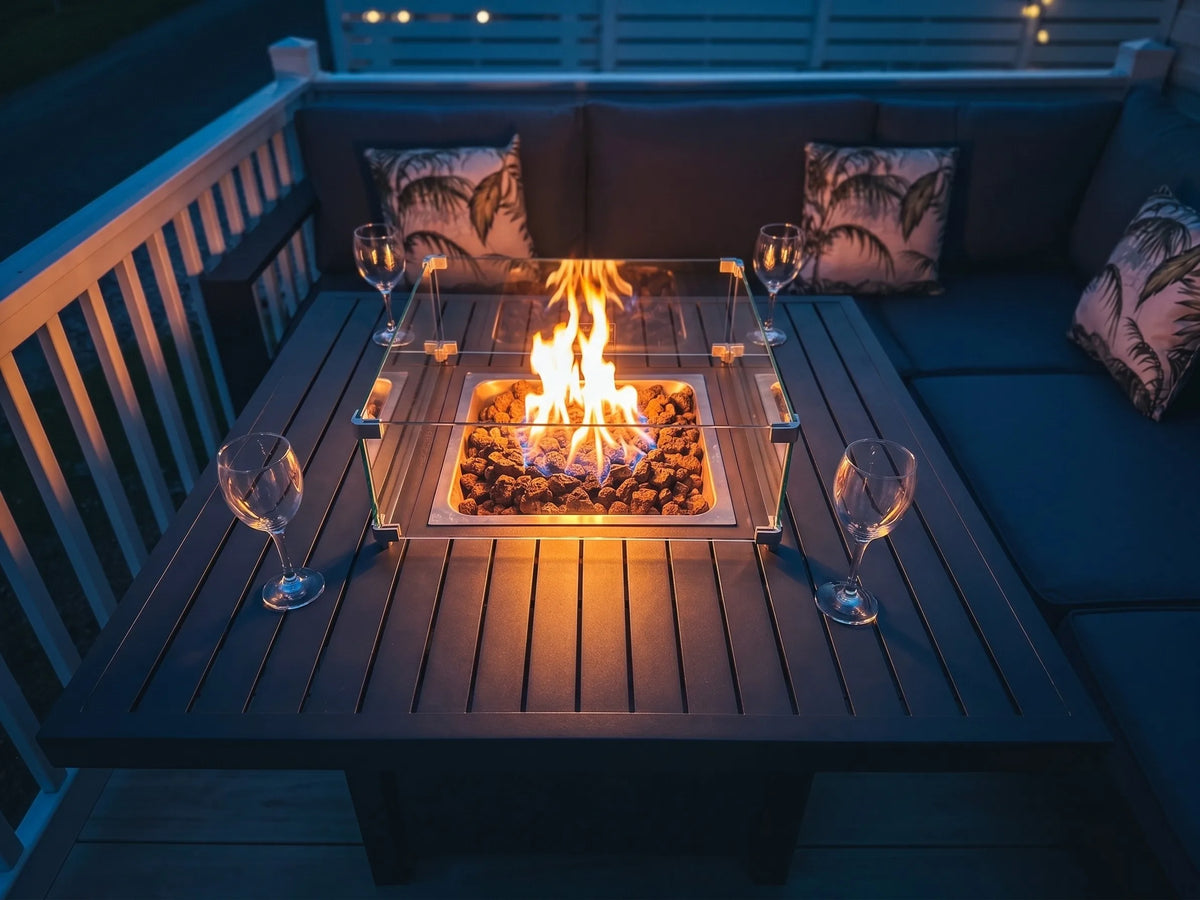 Outdoor fire pit and seating area at the Midhurst holiday caravan in Crantock
